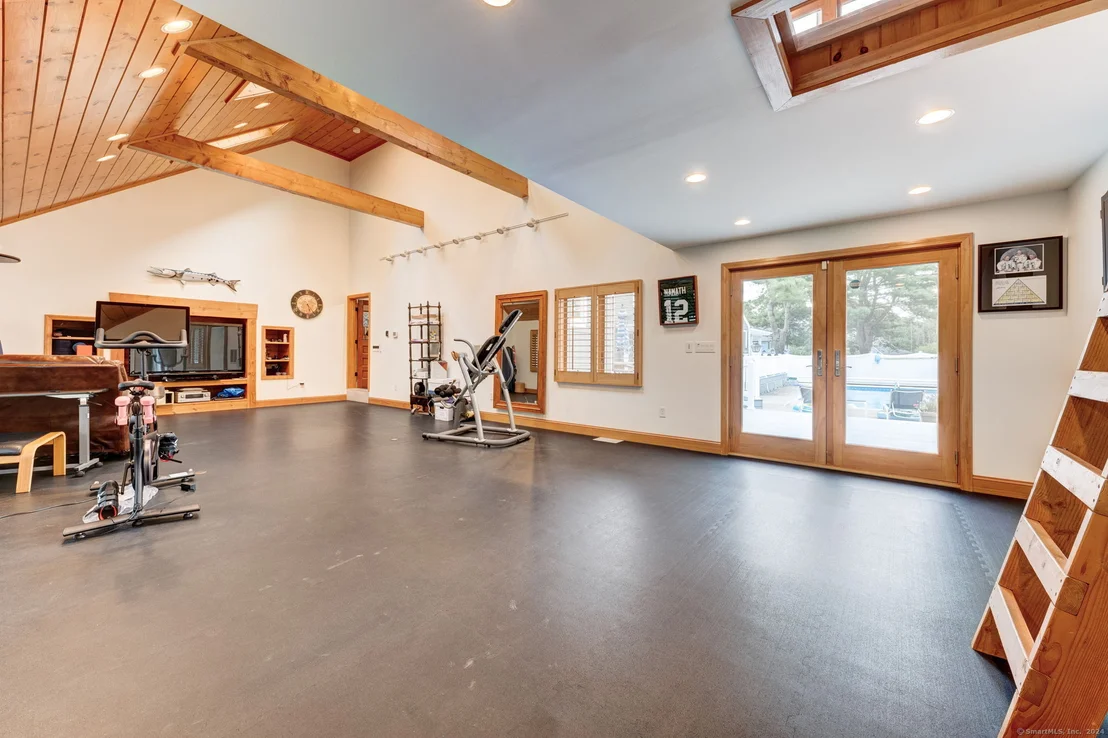 Photo of 6 Rolling Meadow Drive