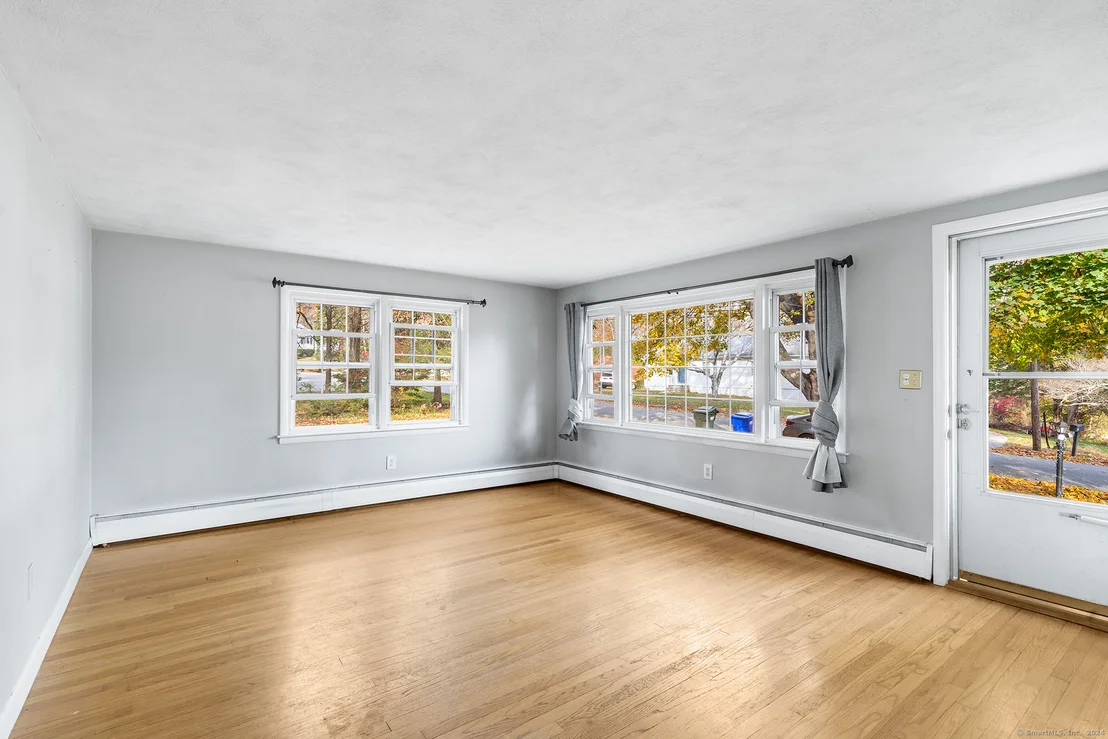 Photo of 27 Spring Valley Road