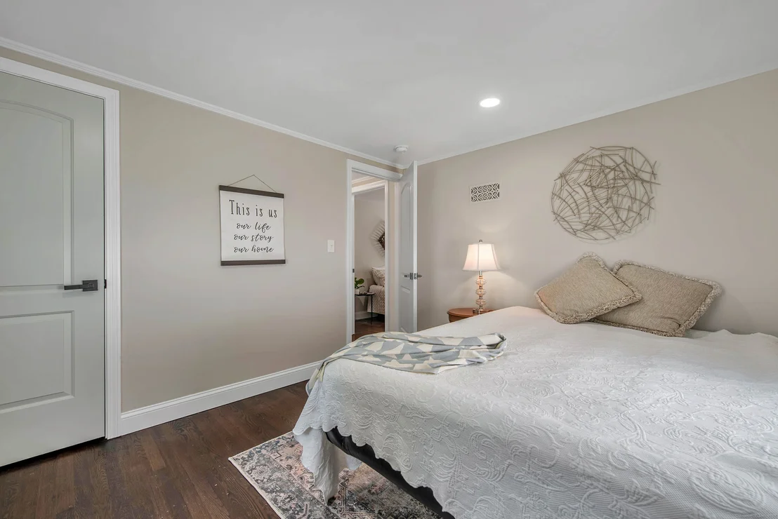 Photo of 11 Thompson Lane