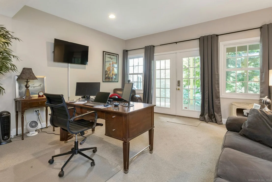 Photo of 26 Oak Ridge Drive