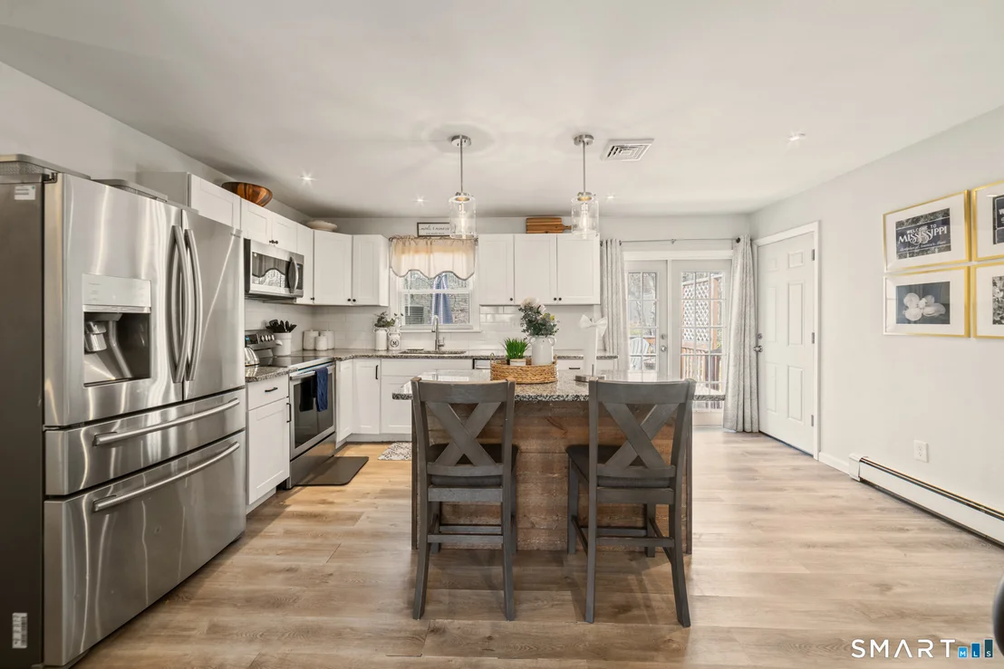 Photo of 185 Bluebird Drive
