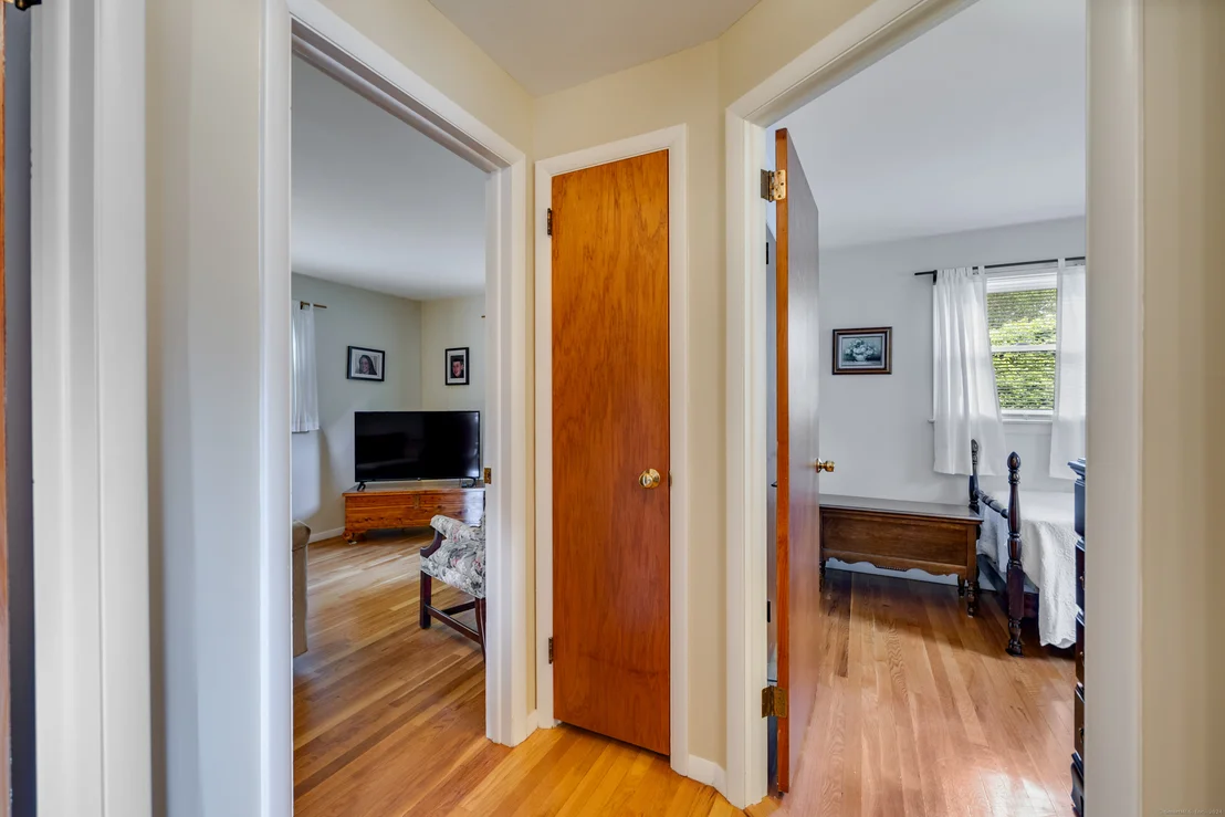 Photo of 2 Cardinal Drive