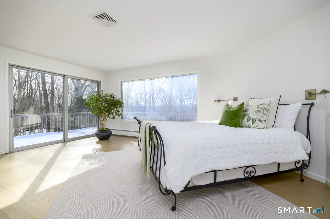 Photo of 1238 Westover Road