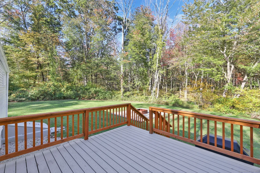 Photo of 527 Merrow Road
