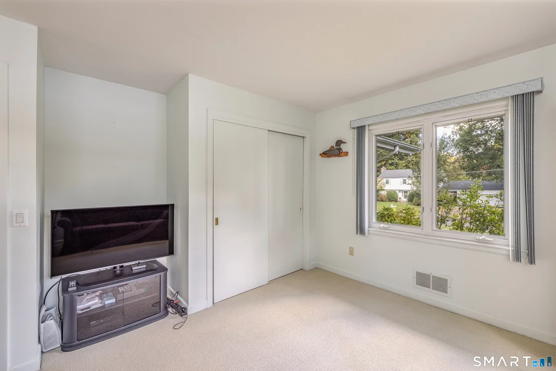 Photo of 48 Meadow Lane