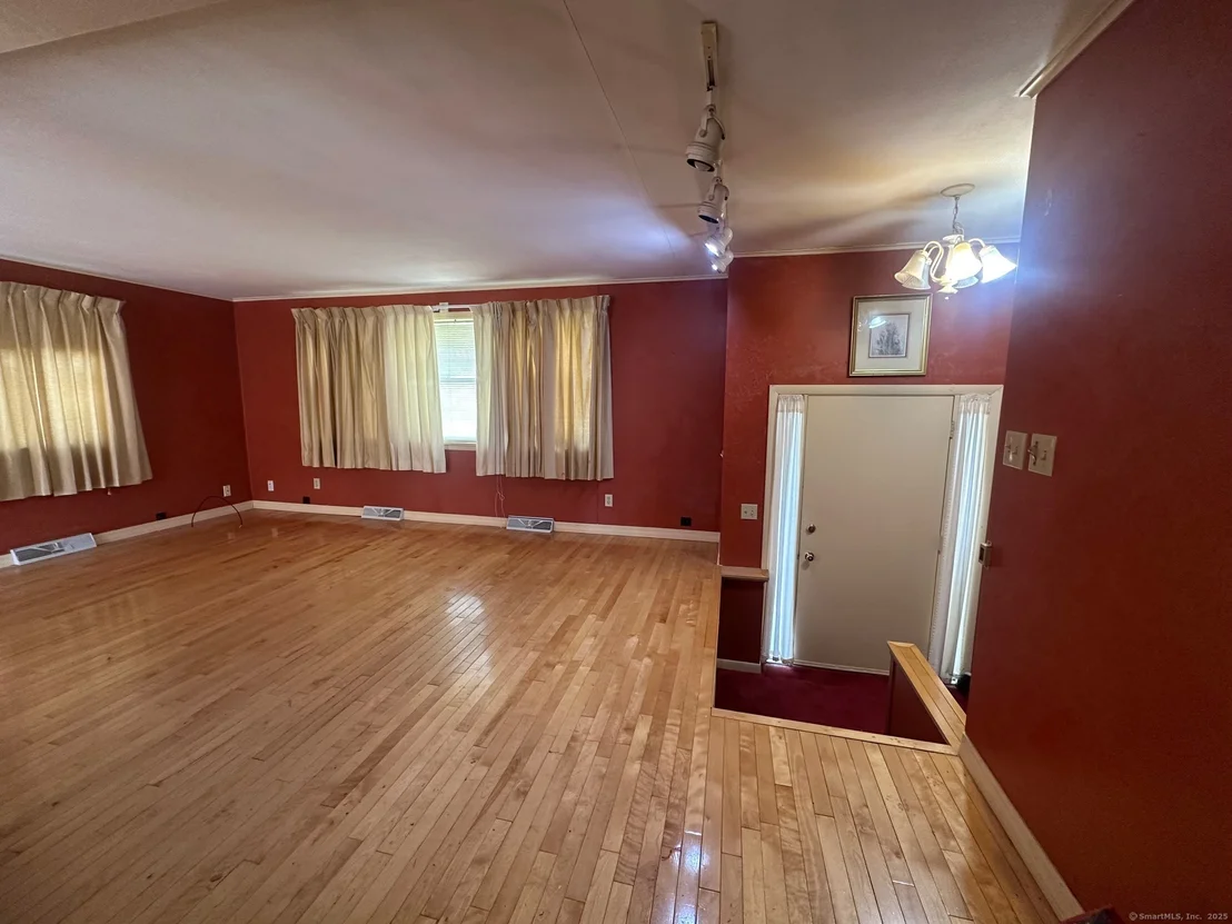 Photo of 261 Beaver Hill Road