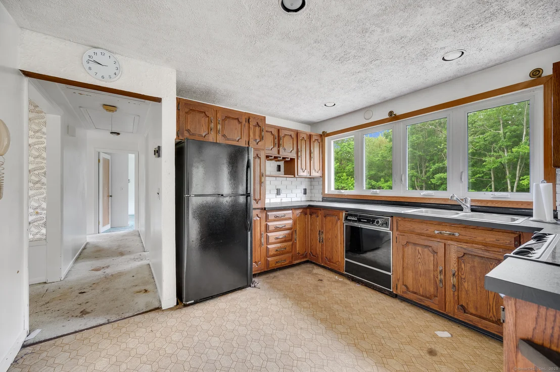 Photo of 18 Hillcrest Drive