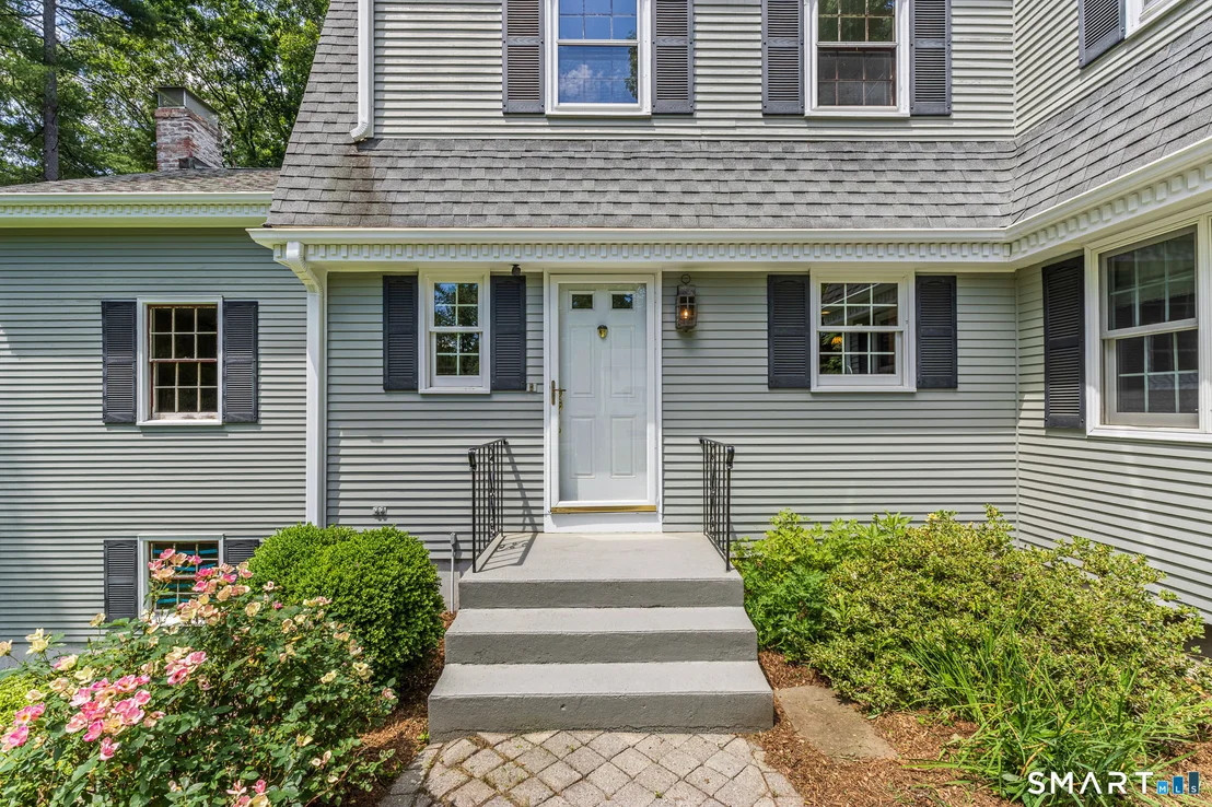 Photo of 38 Oak Ridge Drive