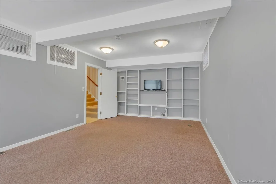 Photo of 44 Robert Road