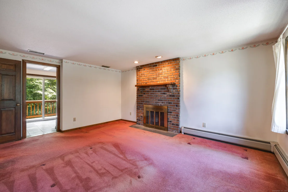 Photo of 79 Vineyard Drive
