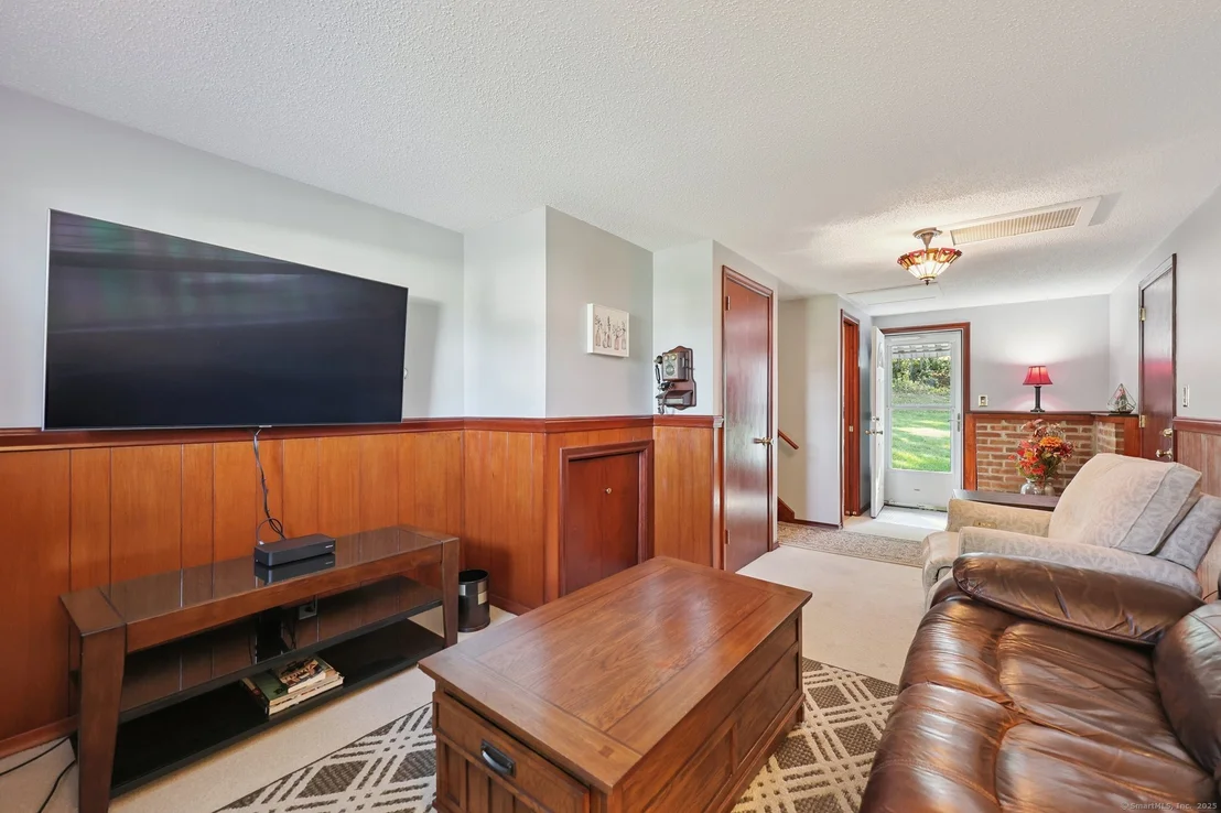 Photo of 57 Stonehedge Drive