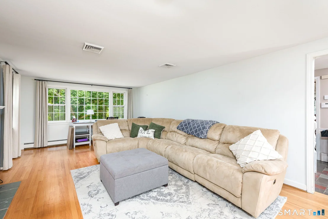Photo of 4 Lenora Drive