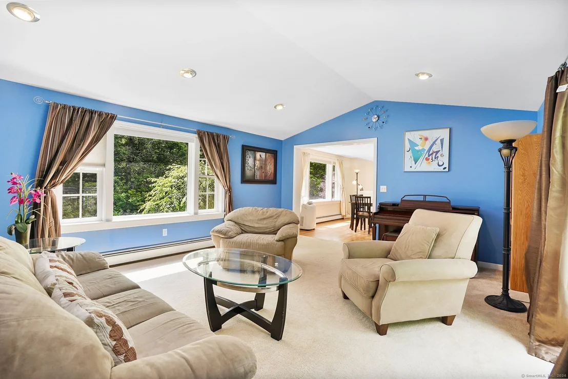 Photo of 34 Pinecrest Road