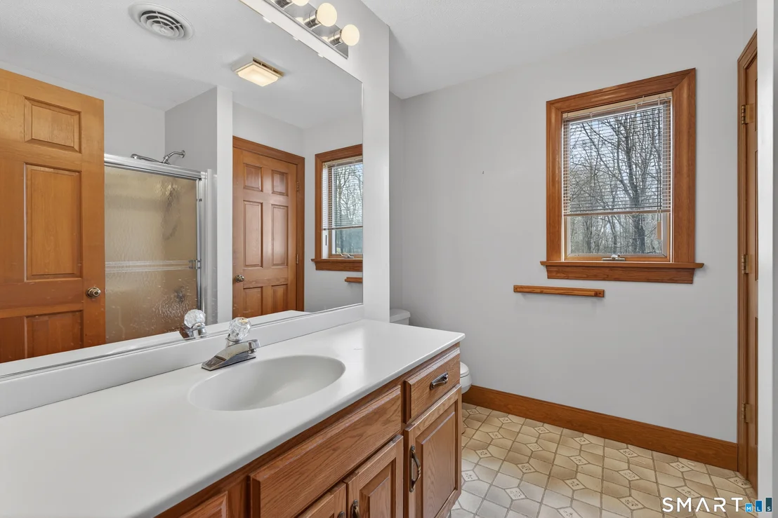 Photo of 33 Valley Drive