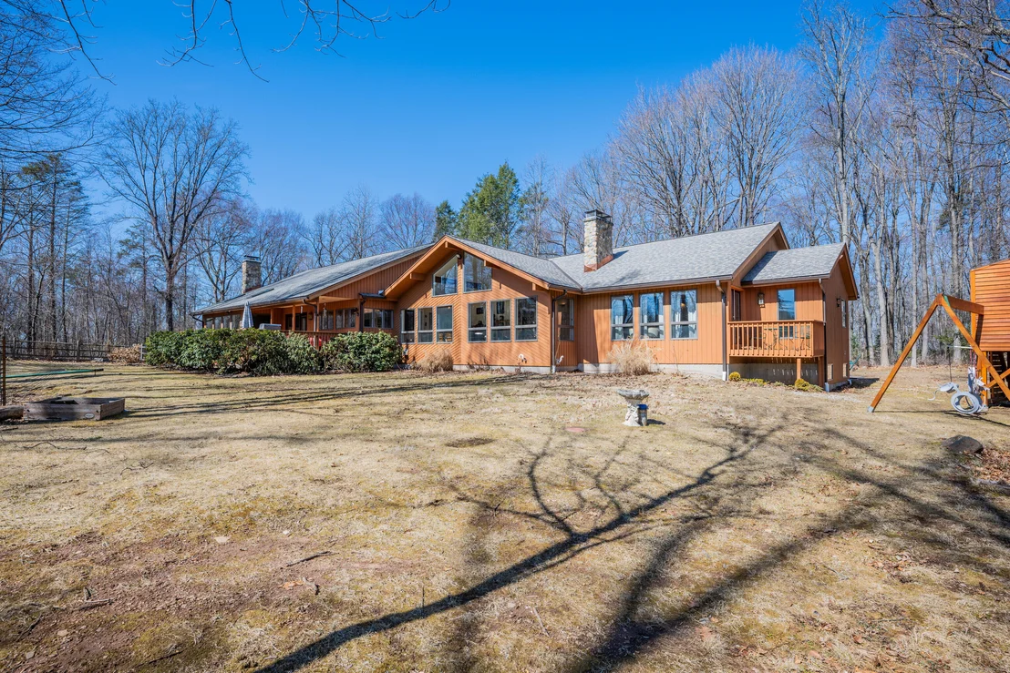 Photo of 349 Star Drive