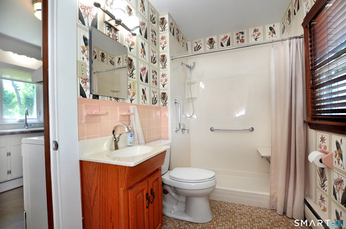 Photo of 304 Rood Avenue