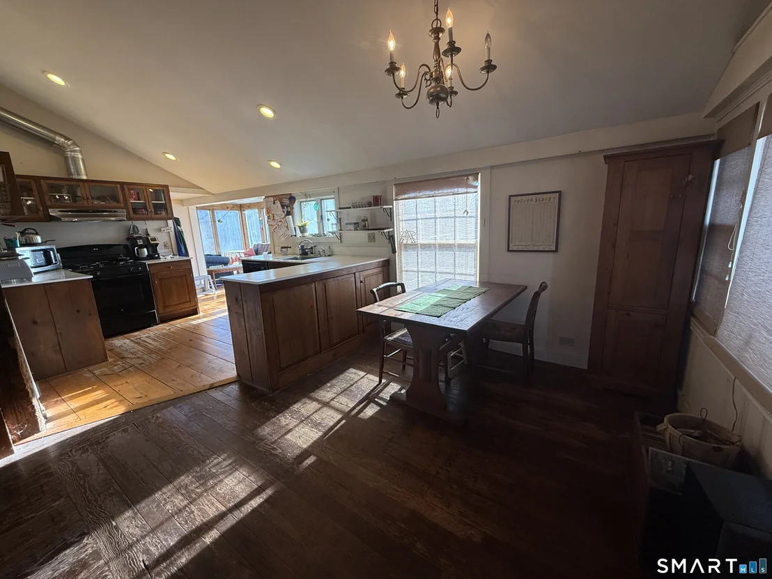 Photo of 127 Windy Hill Road