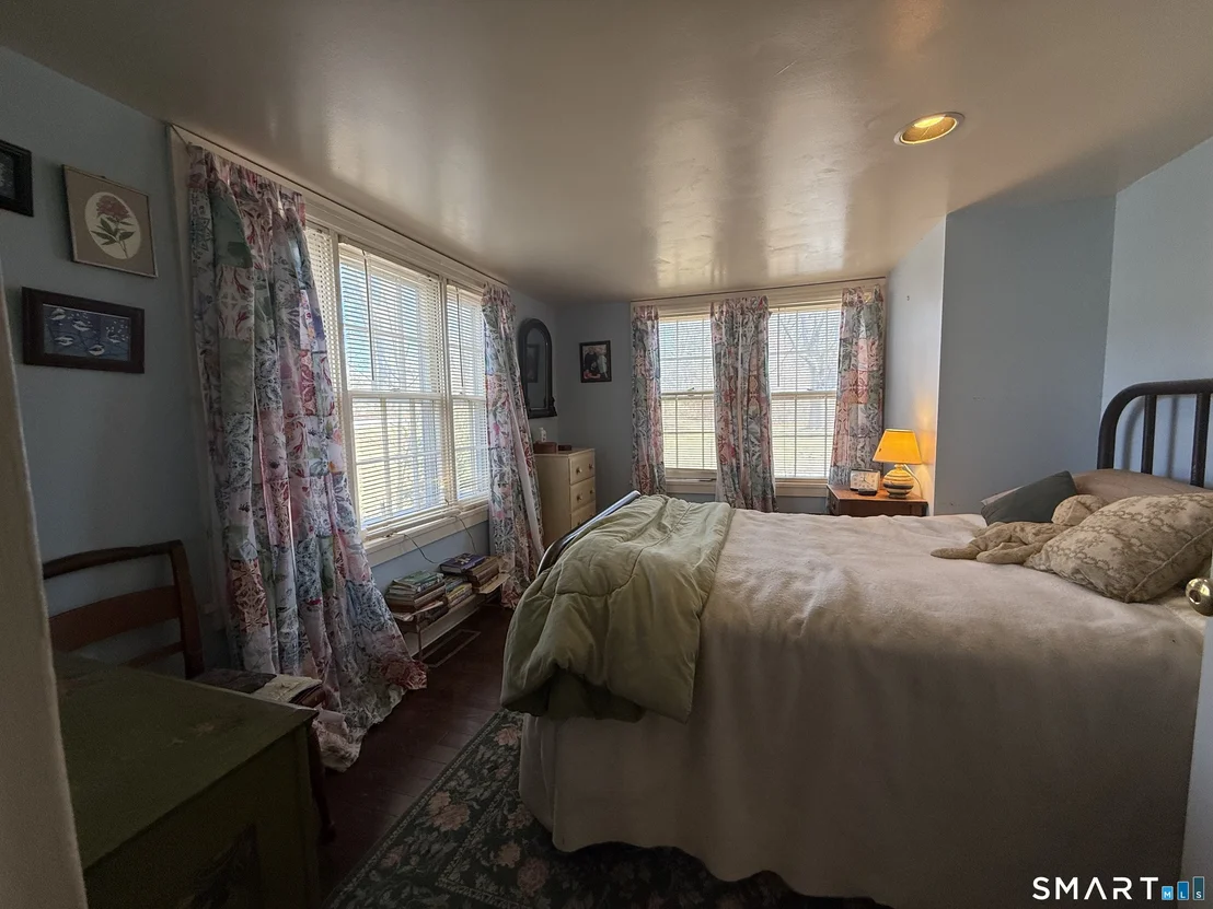 Photo of 127 Windy Hill Road