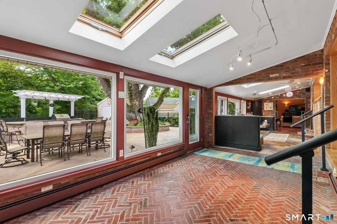 Photo of 103 Glenbrook Drive