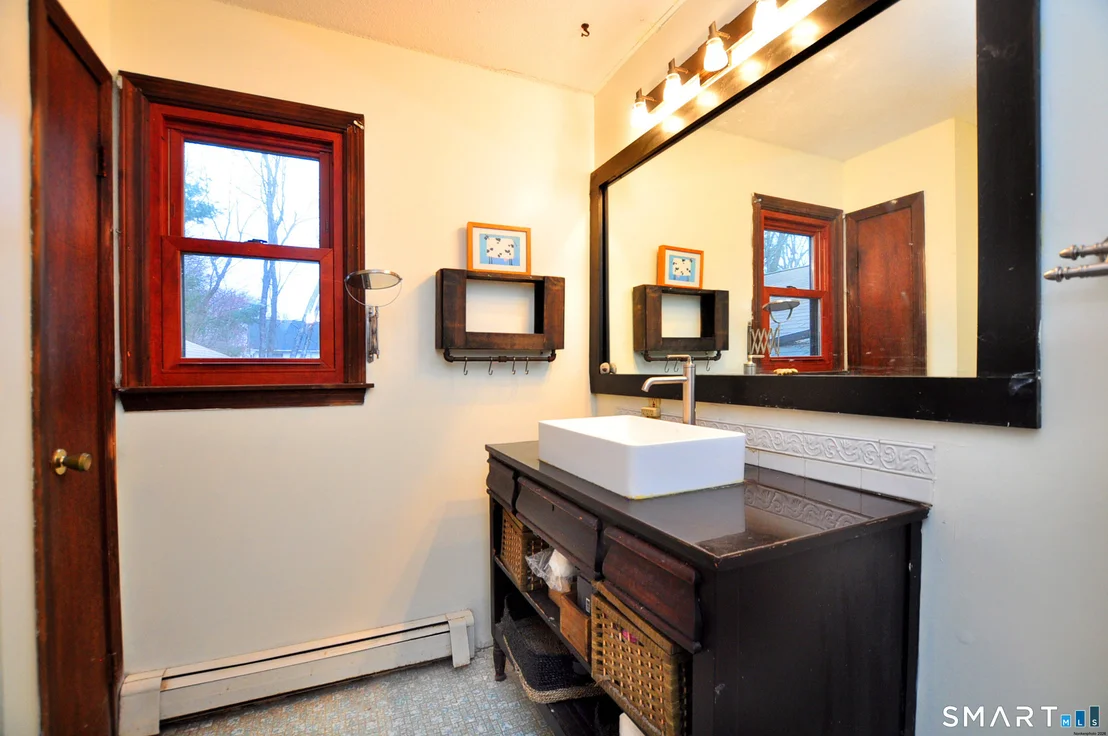 Photo of 121 Wedgewood Drive