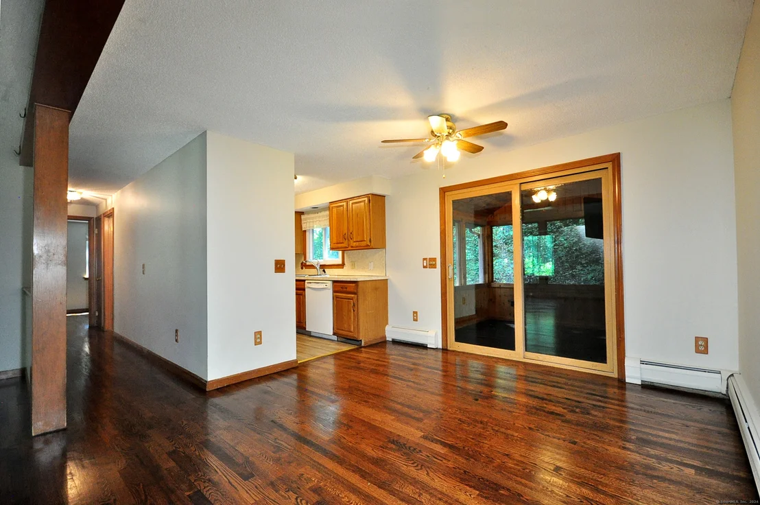 Photo of 15 Glen Road