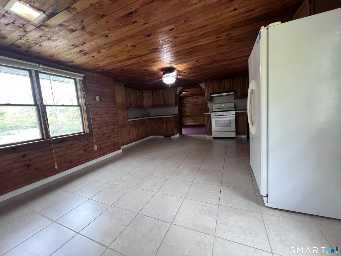 Photo of 136 Lillibridge Avenue