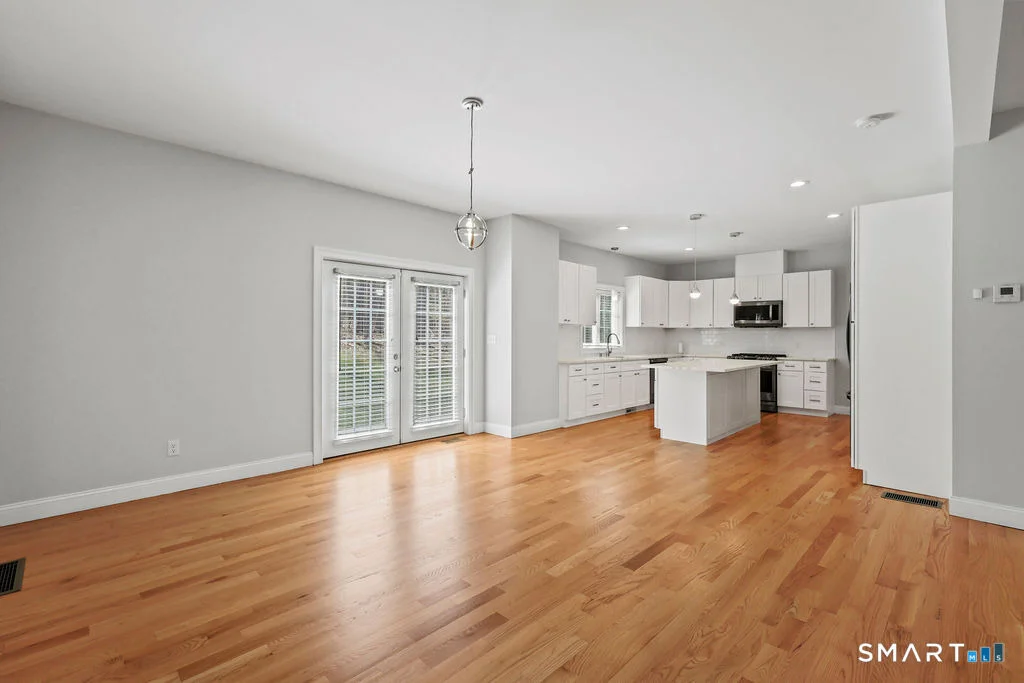 Photo of 359 Hammertown Road