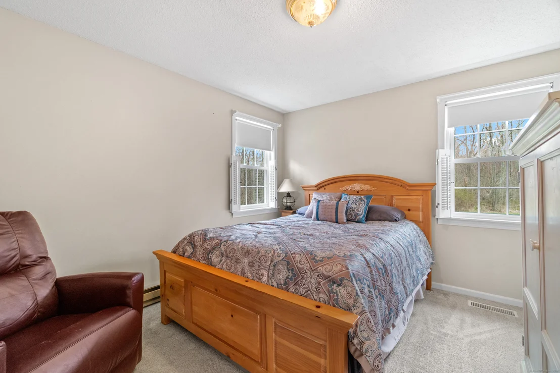 Photo of 25 Laurelwood Drive