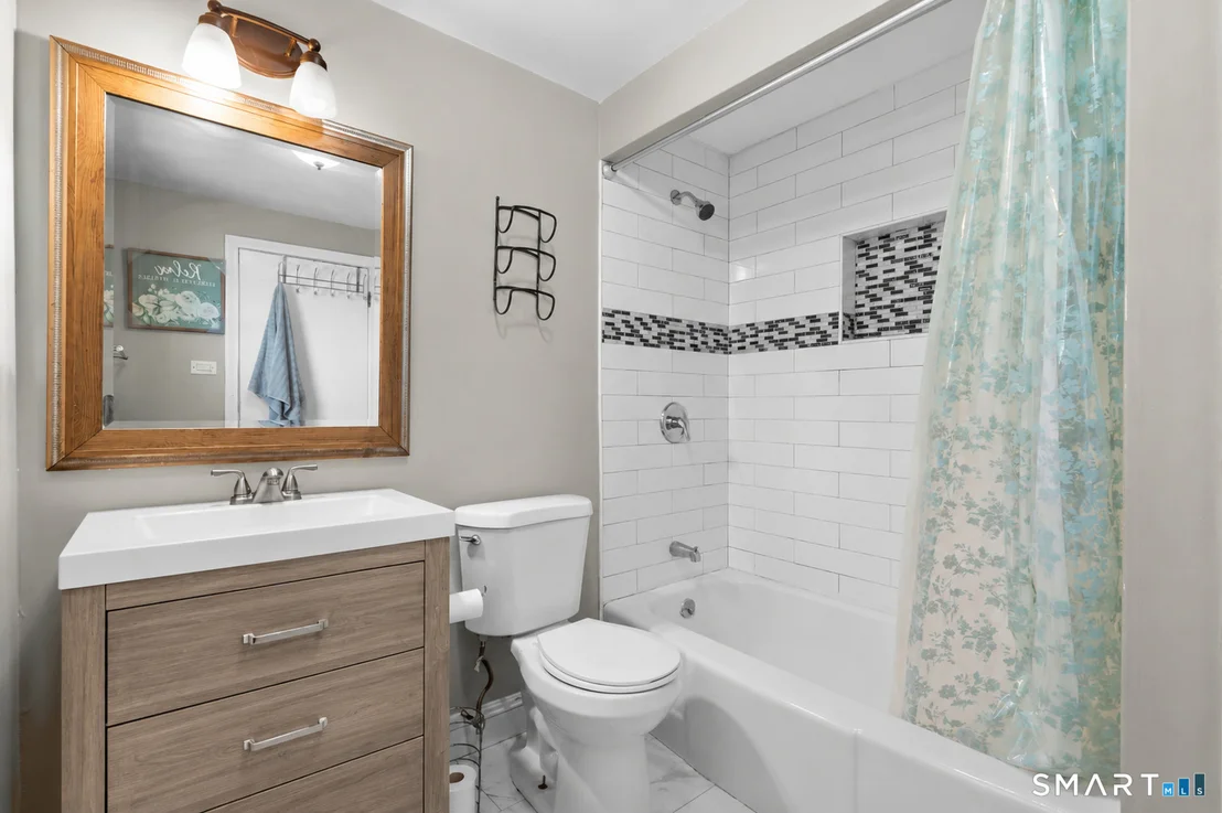 Photo of 166 Collis Street