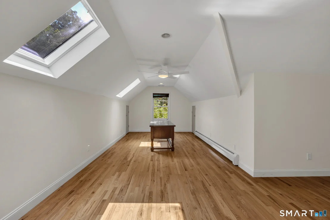 Photo of 6 Azalea Lane