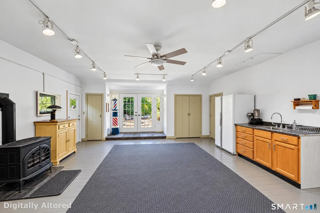 Photo of 2 Pomperaug Road