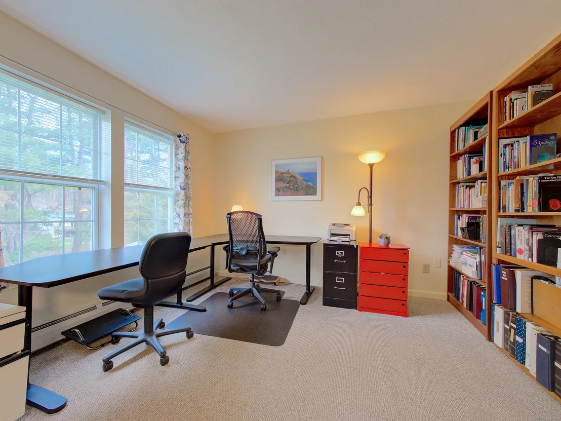 Photo of 115 Spring Wood Lane