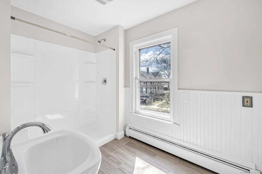Photo of 5 Pleasant Street