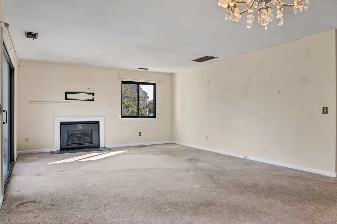 Photo of Unit APT7B at 91 Riverview Road