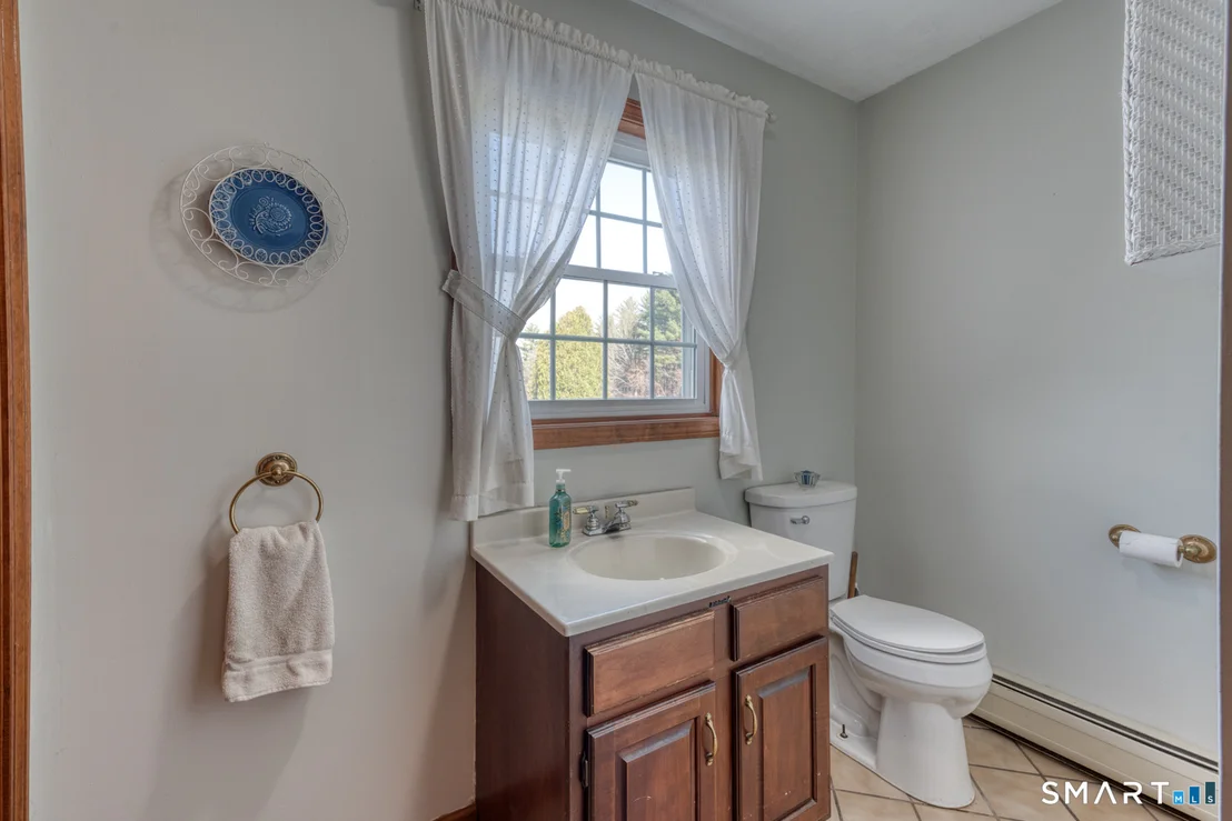 Photo of 1833 Mountain Road