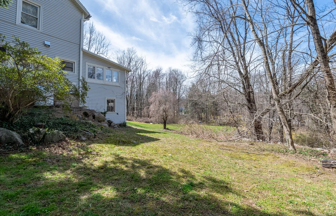Photo of 113 Long Ridge Road
