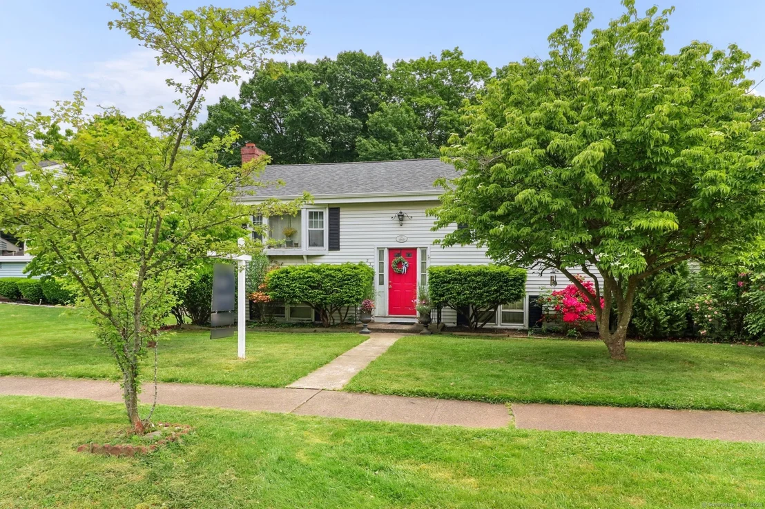 Photo of 233 Newton Street