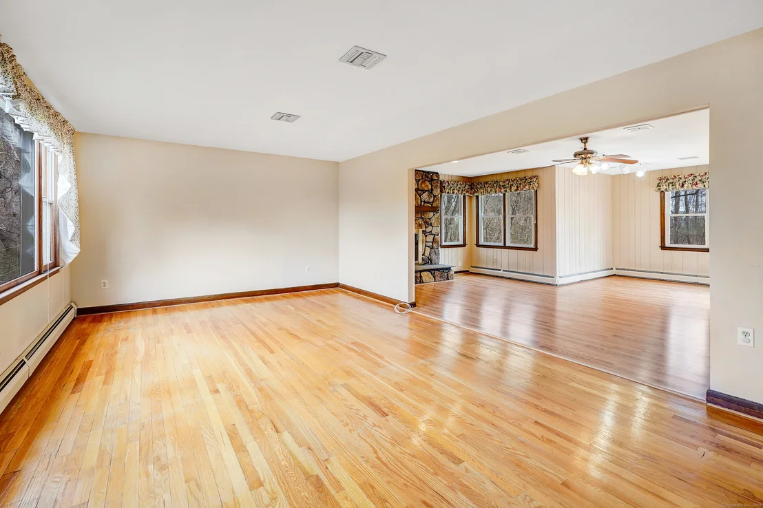 Photo of 2 Clover Drive