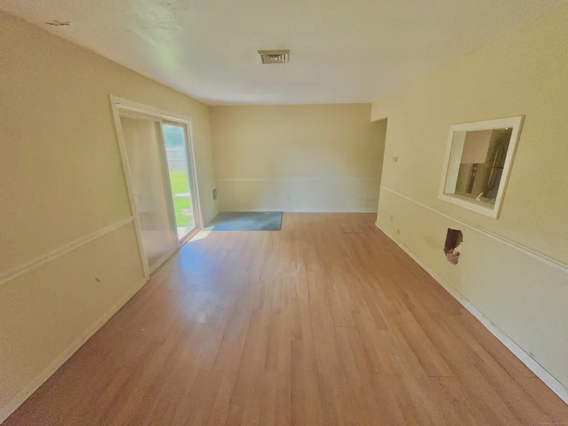 Photo of 73 Greenwood Road