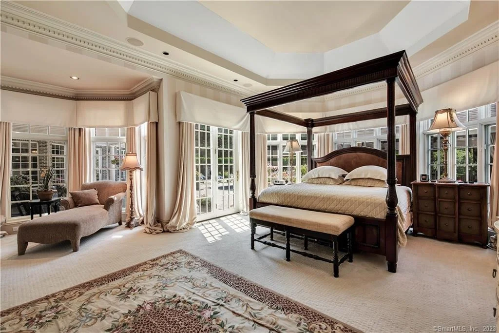 Photo of 40 Winthrop Drive