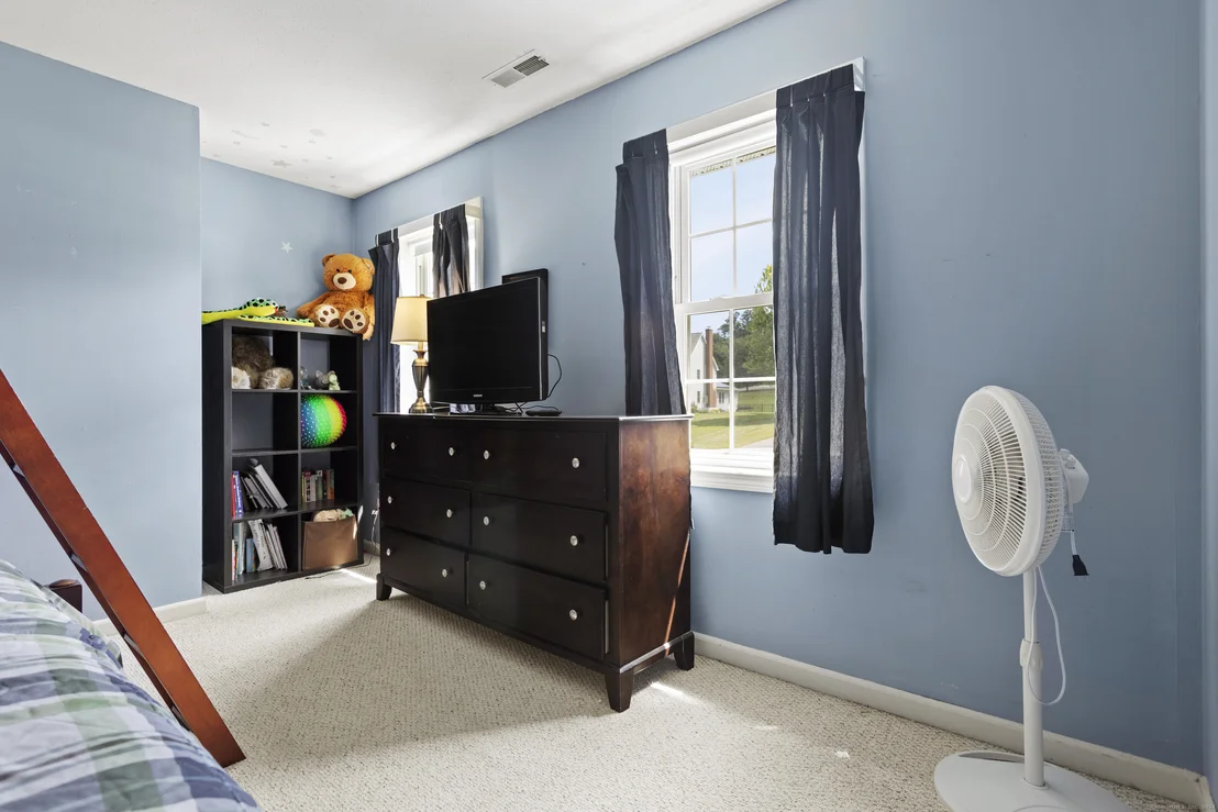 Photo of 21 Chatham Fields Road