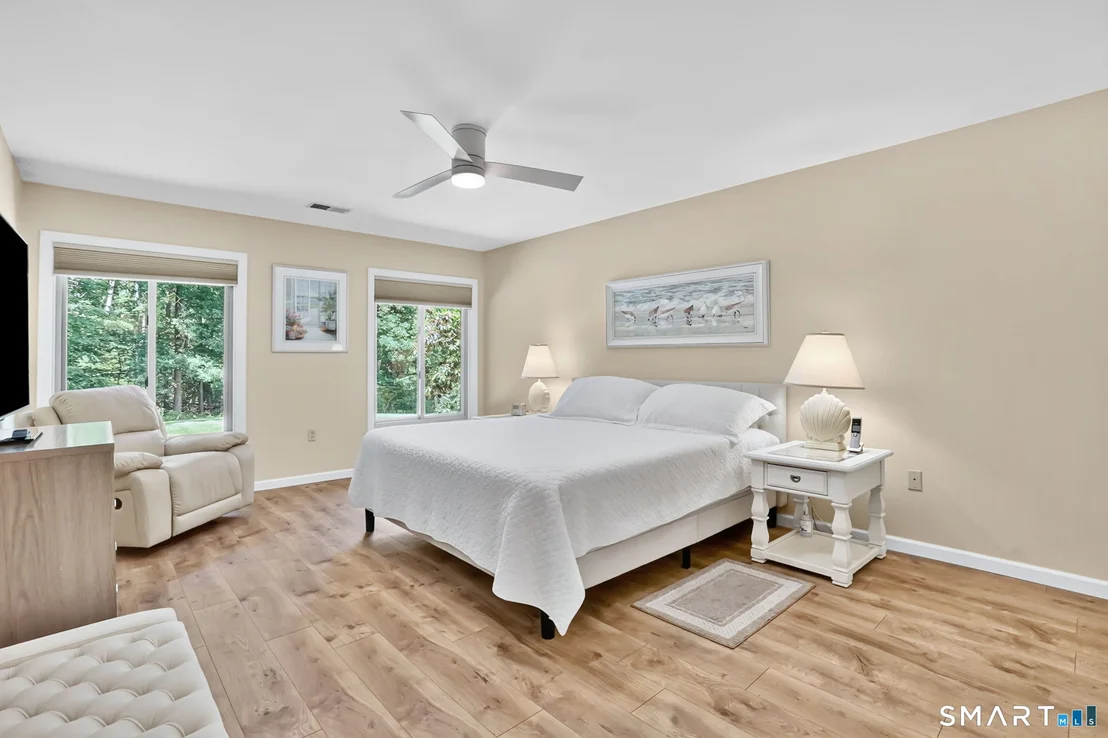 Photo of 70 Davis Road