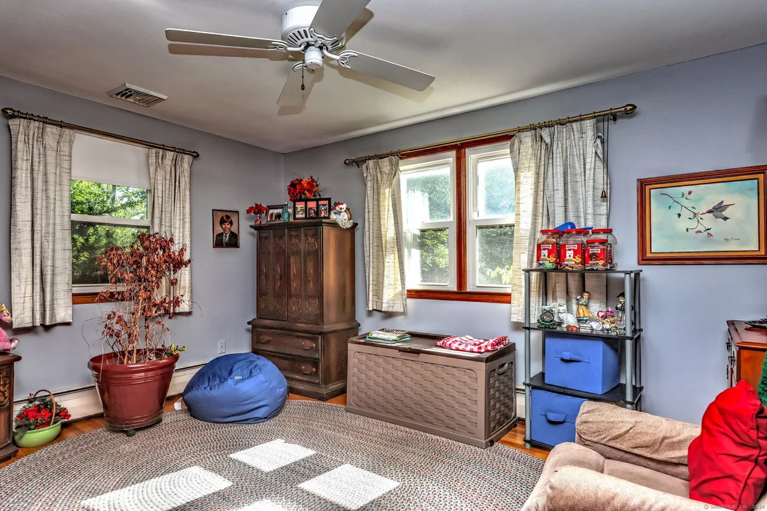 Photo of 1659 Turner Road