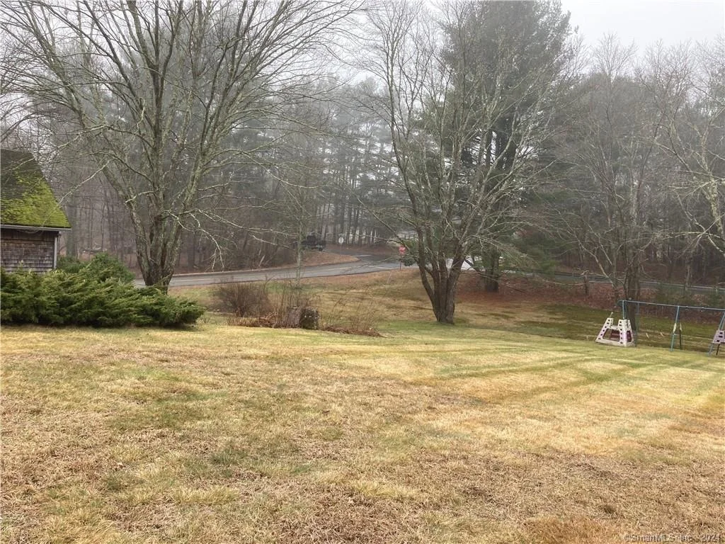 Photo of 319 Mashentuck Road