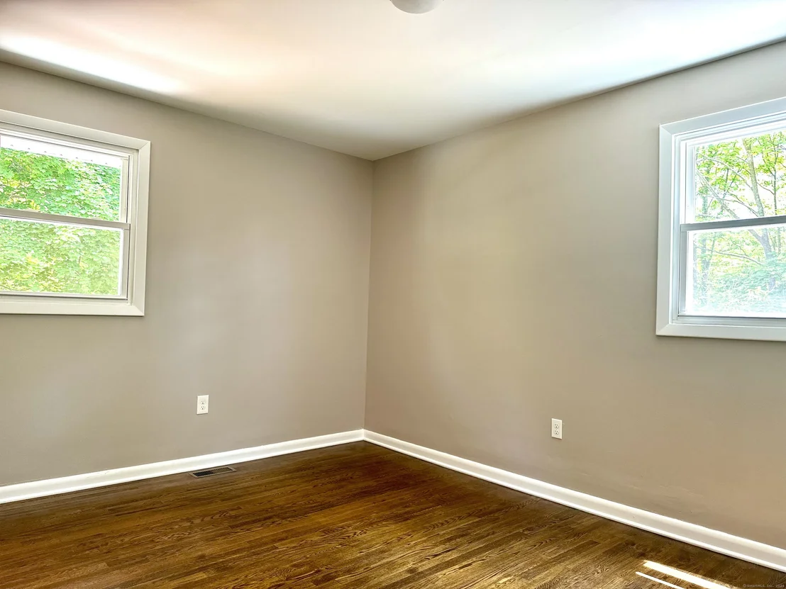 Photo of 241 Forest Road