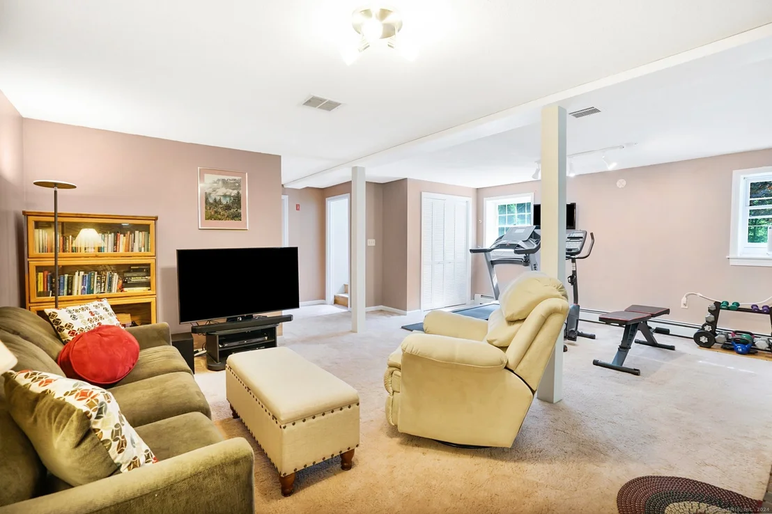 Photo of 34 Pinecrest Road