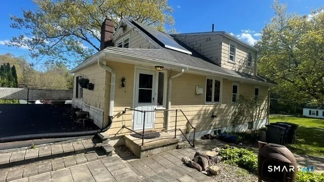 Photo of 310 Douglas Street