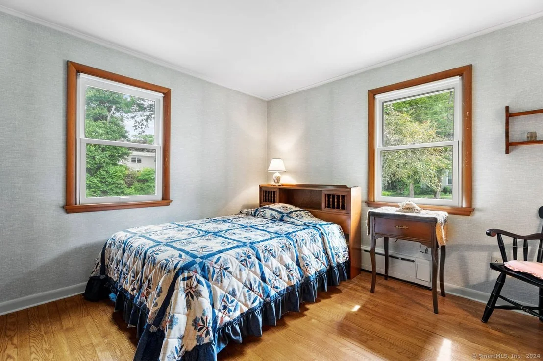 Photo of 2 Hickory Avenue