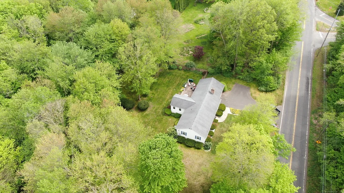 Photo of 305 Broad Brook Road