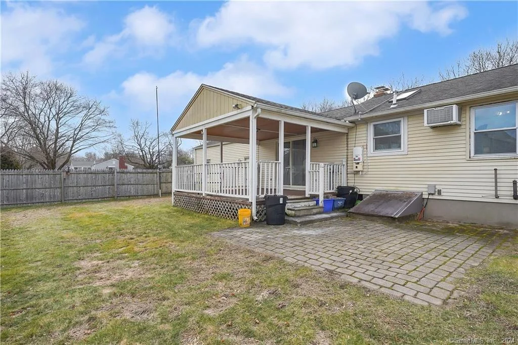 Photo of 1 Deerfield Circle